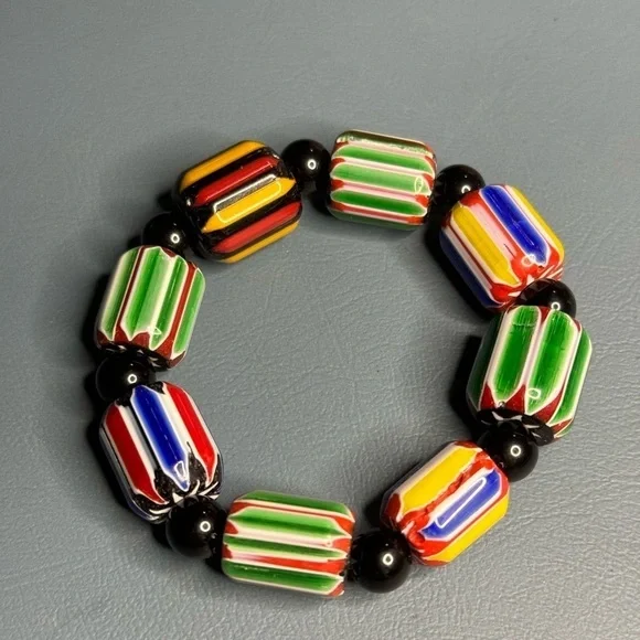 Handmade Glass Beaded Bracelet - Picture 1 of 1